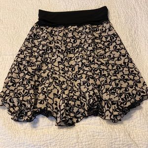 Cabi Bow/Dot Reversible Skirt